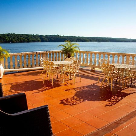 Hotel Villa Del Lago フローレス エクステリア 写真